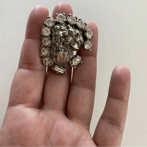 Yves Saint Laurent Crystal Cocktail Ring - Picture 4 of 10